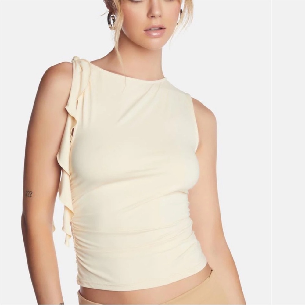 Rendezvous Sleeveless Ruffle Top lioness
